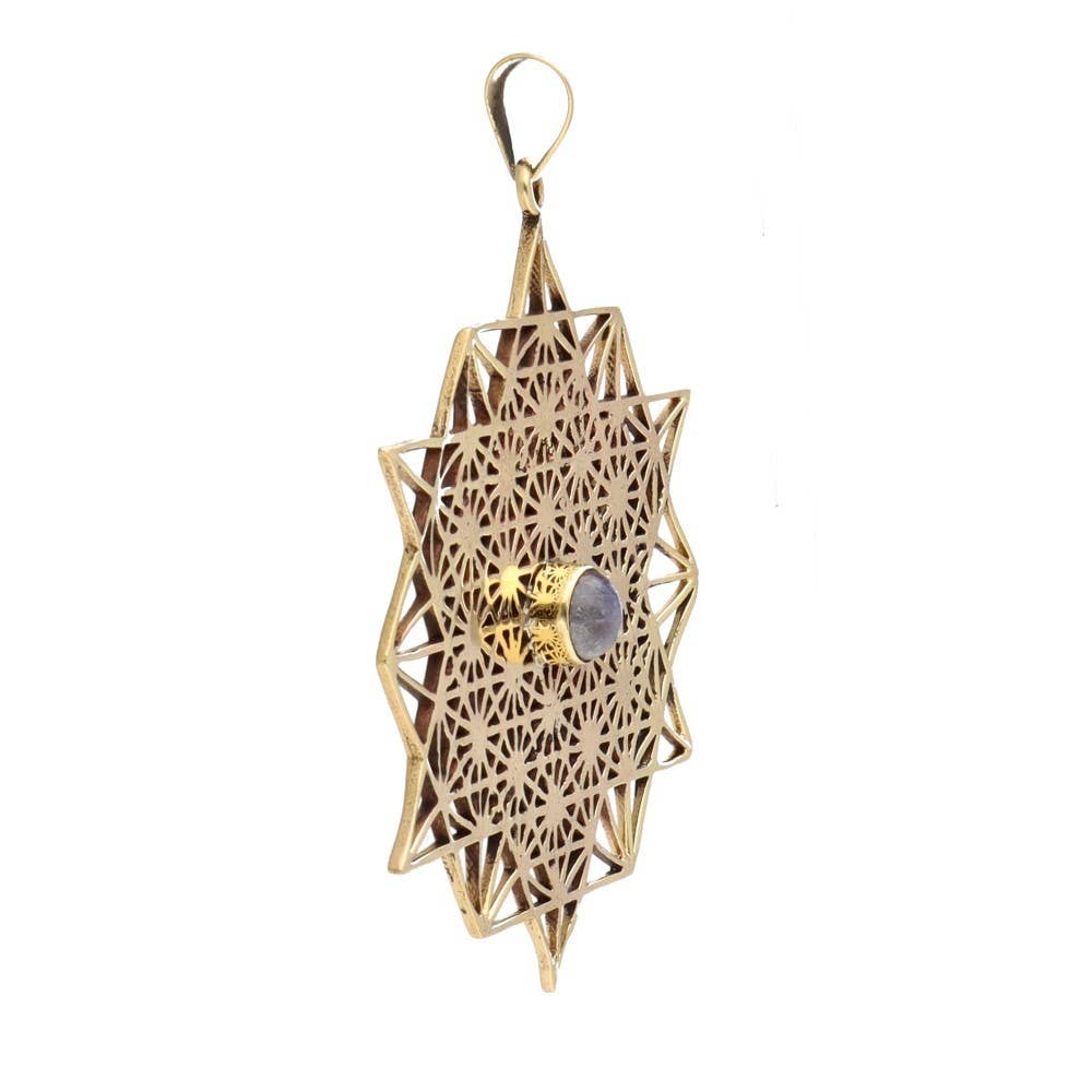 Bronze pendant with mineral